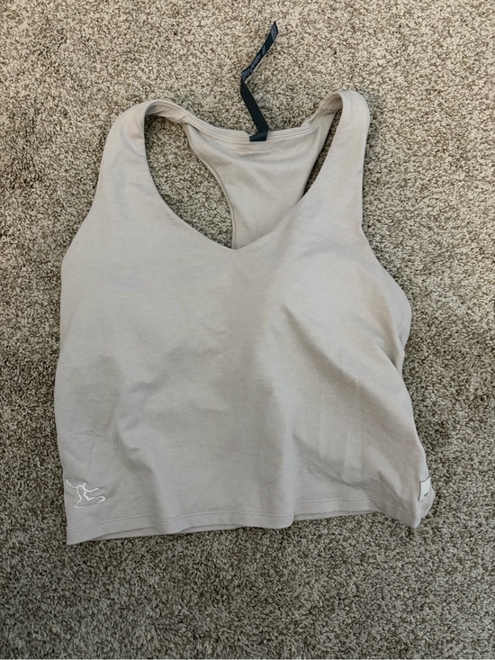 Vuori Tops - Vuori Cream Racerback Crop Tank Top